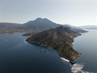 exclusive coastal peninsula development - 3